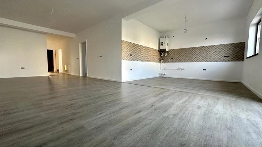 Casă cu 3 camere cu Teren 301 Mp în Șag