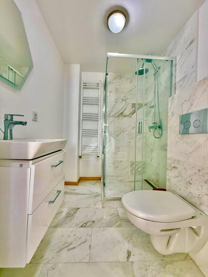 Apartament cu 2 camere semidecomandat în Gorjului
