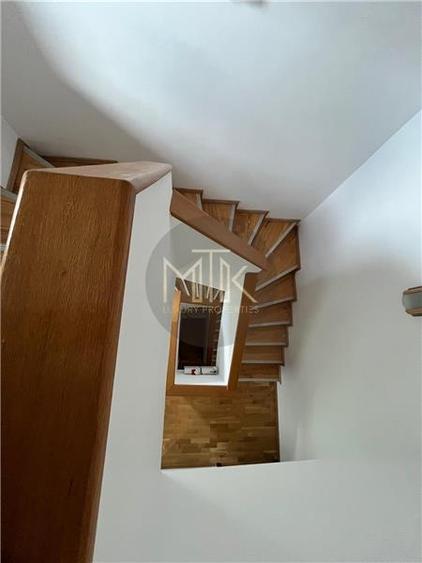 Duplex cu 4 camere cu Canalizare în Pipera