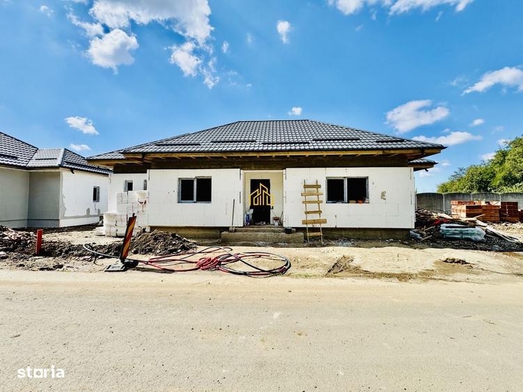 Casă cu 3 camere cu Teren 295 Mp în Central