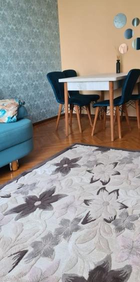 Apartament cu 2 camere decomandat în Nicolina