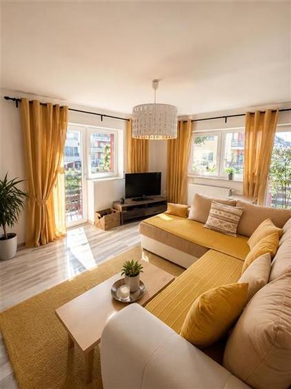 Apartament cu 2 camere decomandat, mobilat în Exterior Est
