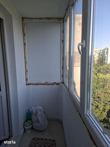 Apartament cu 2 camere decomandat în Berceni