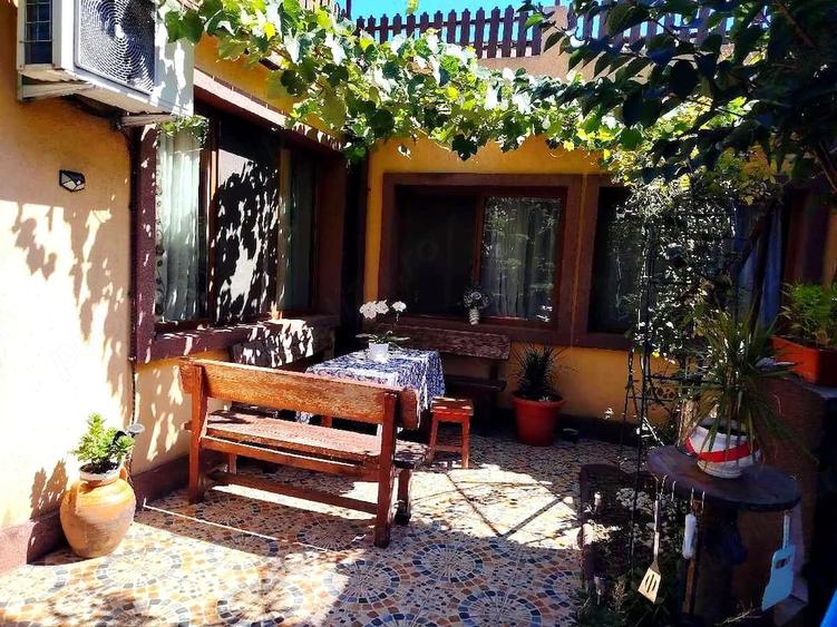 Casă cu 4 camere cu Teren 214 Mp în Central