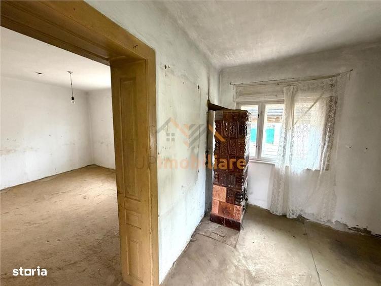 Casă cu 3 camere cu Teren 975 Mp în Tileagd
