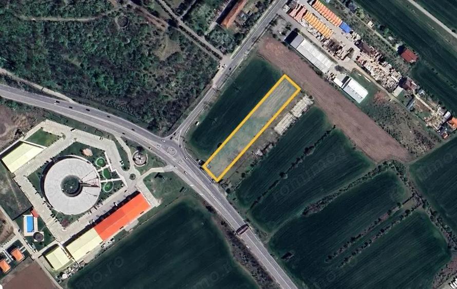 Reducere de pret!!! Snagov Plaza - 5000 mp intravilan, 28 ml la DN1 - 8