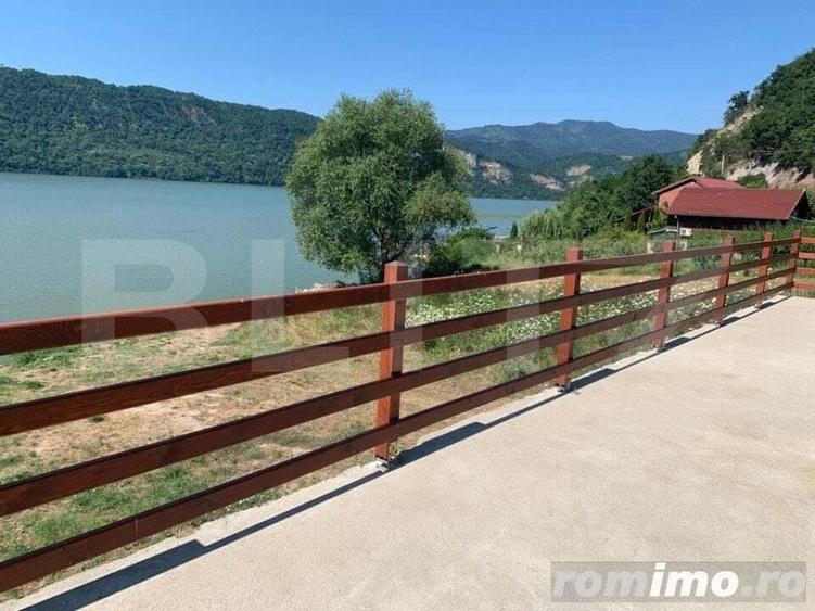 Casă cu 5 camere cu Teren 582 Mp în Central