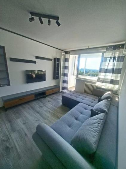 Apartament cu 2 camere semidecomandat, mobilat în Berceni