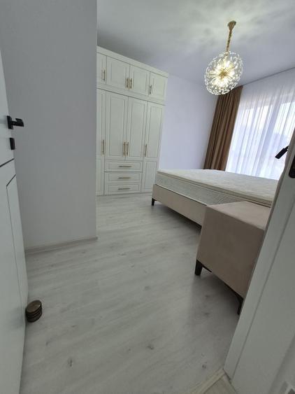 Apartament cu 3 camere decomandat în Ozana