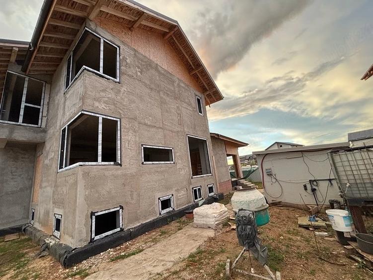 Casă cu Teren 600 Mp în Ștefăneștii de Sus