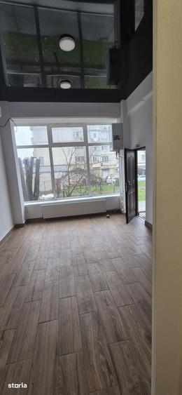 Spațiu comercial, de 30 mp, în Anda