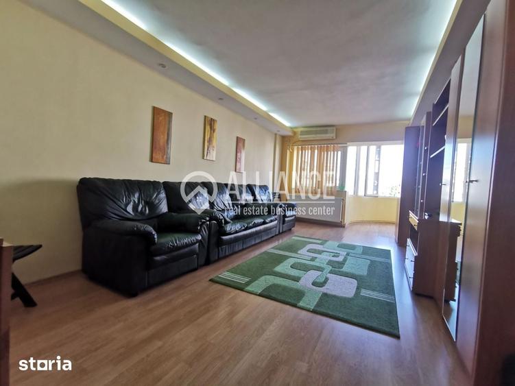 Apartament cu 3 camere decomandat în Central