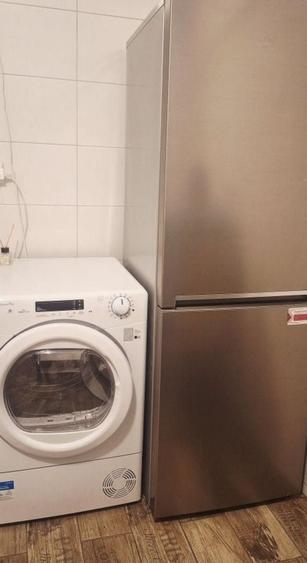 Apartament cu 2 camere decomandat, mobilat în Tei