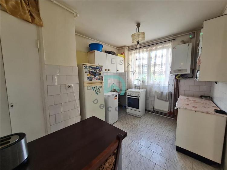 Apartament cu 3 camere circular în Astra
