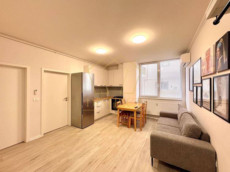 Apartament cu 3 camere decomandat, mobilat în Giroc