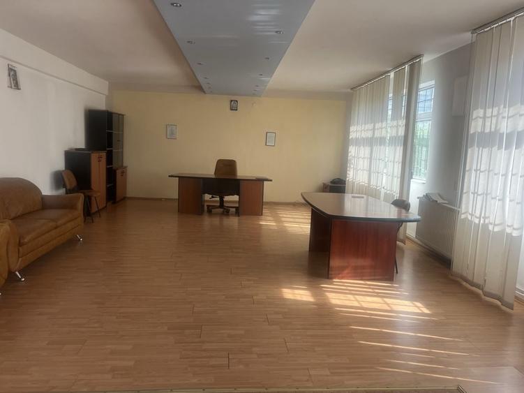 Spațiu comercial, de 70 mp, în Central