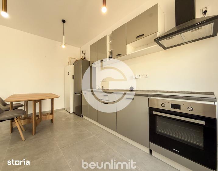 Casă cu 5 camere cu Teren 150 Mp în Vest