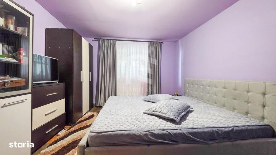 Casă cu 3 camere decomandat în Militari