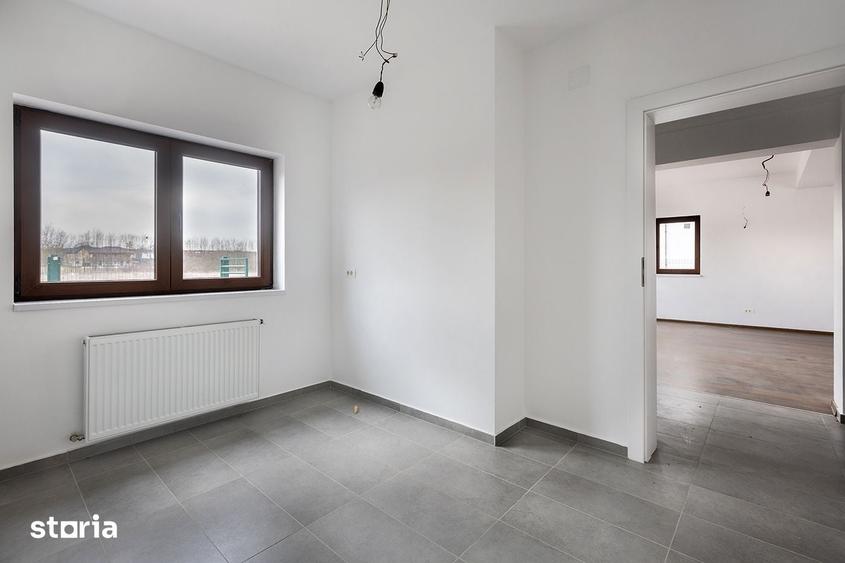Casă cu 4 camere cu Teren 360 Mp în Corbeanca