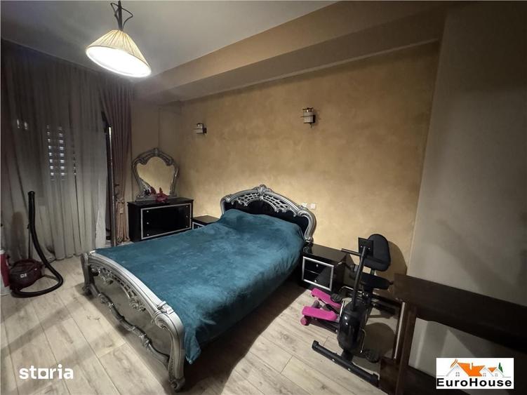 Apartament cu 3 camere decomandat în Ampoi 3