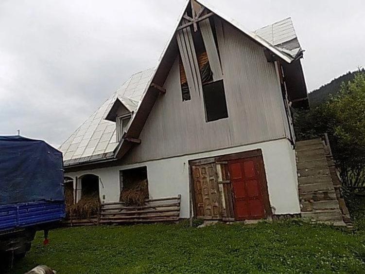 Casă cu Teren 900 Mp în Nord