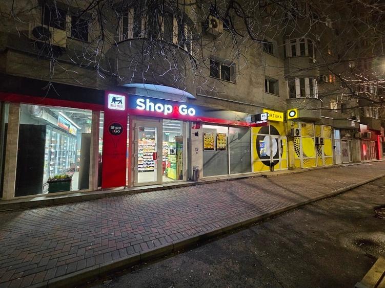Spațiu comercial, de 107 mp, în Titan