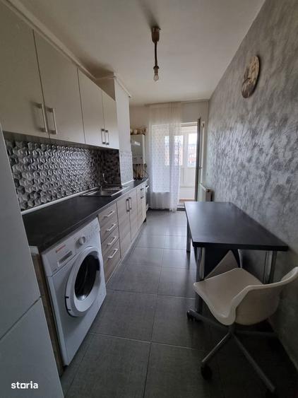 Apartament cu 3 camere decomandat în Chiajna