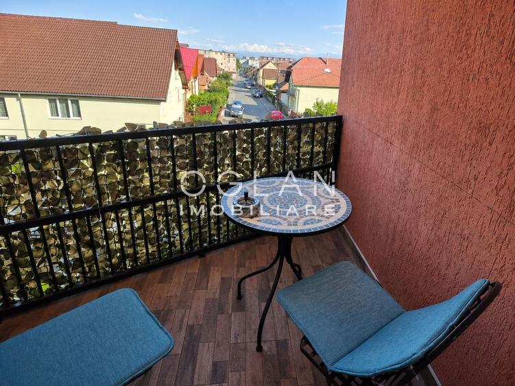 Apartament cu 5 camere decomandat, mobilat în Tineretului