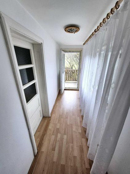 Casă cu 4 camere în Rusca