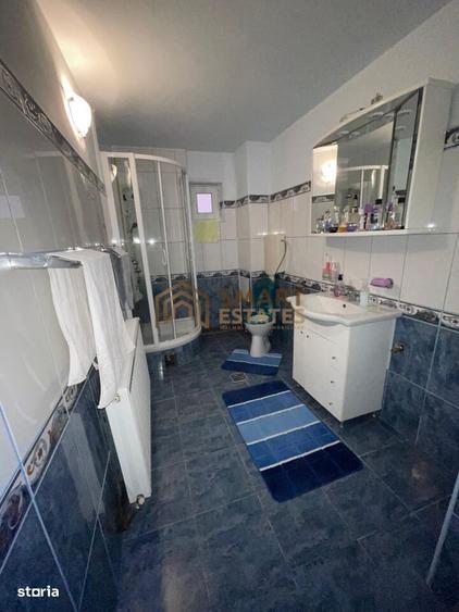 Casă cu 4 camere cu Teren 1000 Mp în Sinaia