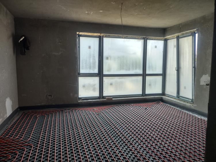 Apartament cu 2 camere decomandat în Moșilor