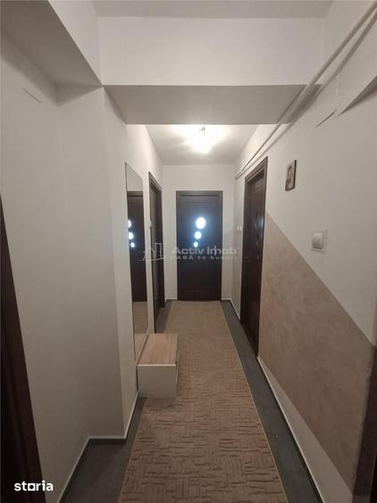 Apartament cu 2 camere decomandat în Trei Stejari