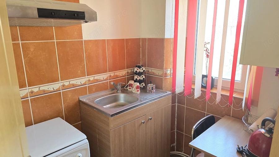 Garsonieră decomandată în Dacia