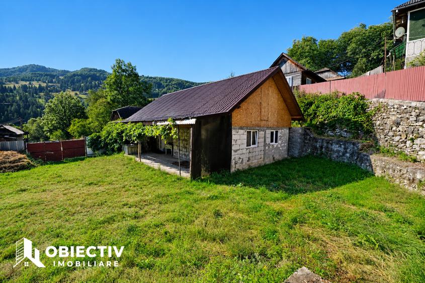 Casă individuală cu 5 camere cu Teren 516 Mp în Bicazu Ardelean