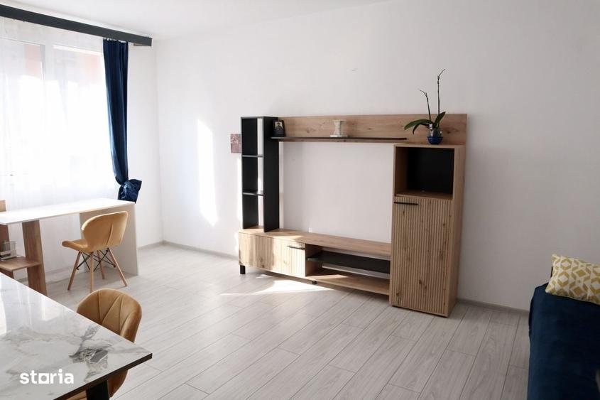 Apartament cu 4 camere în Păcii