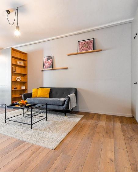 Apartament cu 2 camere decomandat în Central