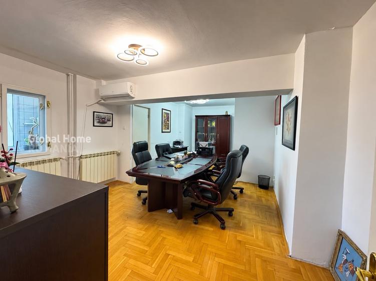 Apartament cu 6 camere semidecomandat, mobilat în Unirii