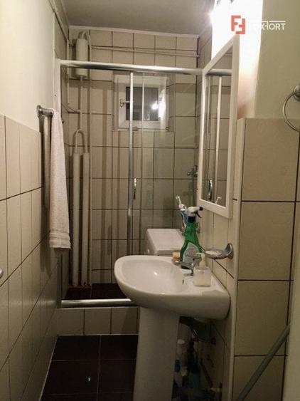 Apartament cu 2 camere semidecomandat, mobilat în Dacia