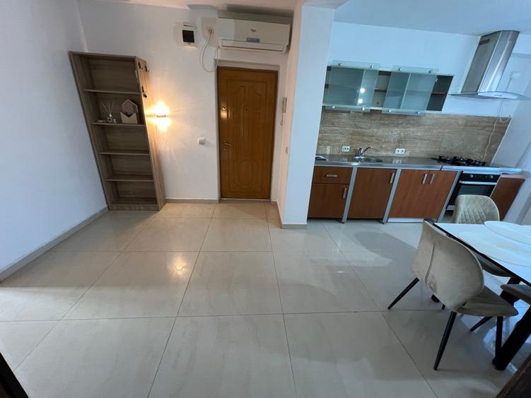 Apartament cu 3 camere în Mihai Viteazul