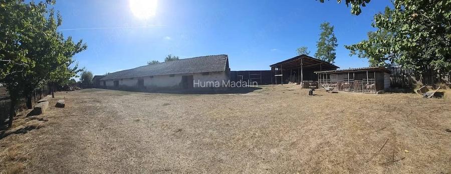 Casă cu 2 camere cu Teren 15 Mp în Dichiseni