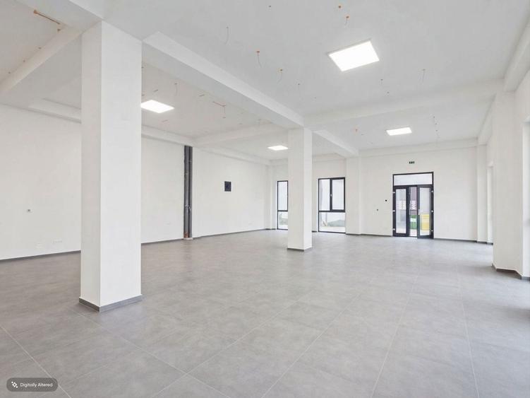 Spațiu comercial, de 160 mp, în Central