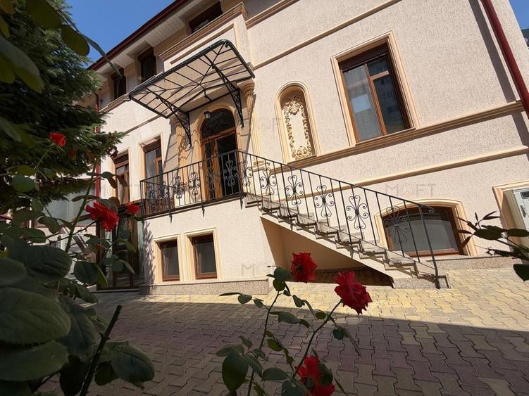 Piața Victoriei, Casa ultracentrală cu personalitate, 5 camere, 3 bai - 4