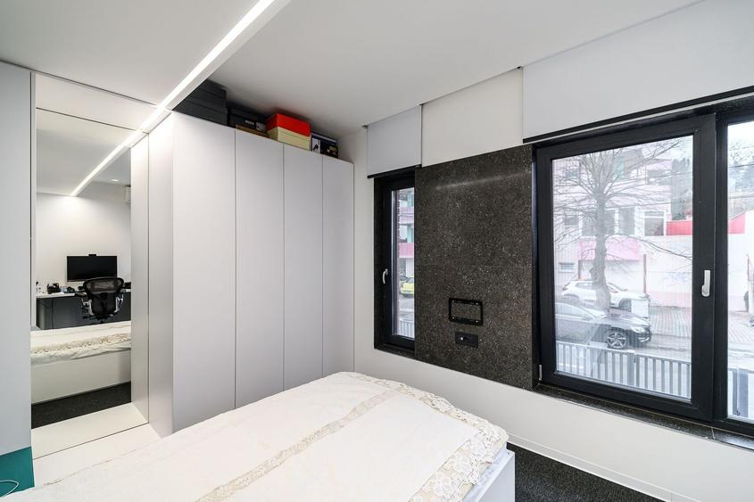 Duplex cu 4 camere cu Canalizare în Andrei Mureșanu