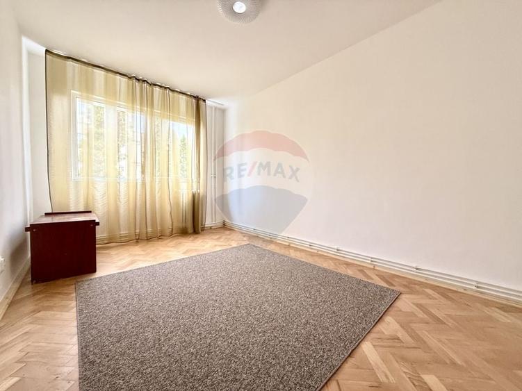 Apartament cu 4 camere decomandat, mobilat în Gheorgheni
