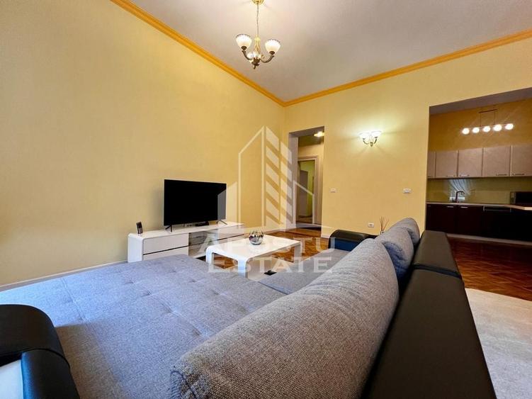 Apartament cu 3 camere decomandat, mobilat în Central