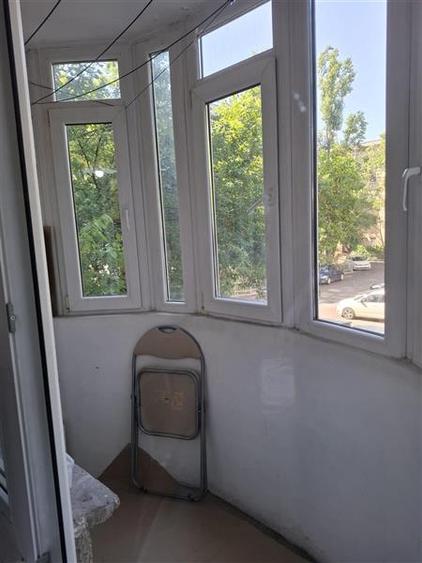Garsonieră decomandată în Vitan