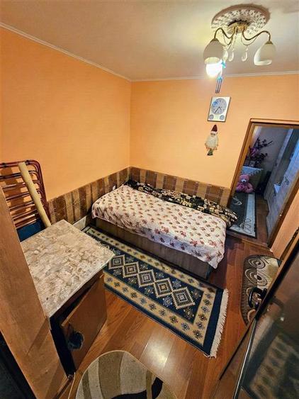 Casă cu 4 camere cu Teren 182 Mp în Pisc