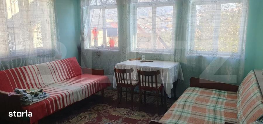 Casă cu 3 camere cu Teren 300 Mp în Central