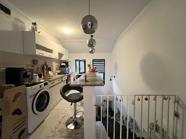 Apartament cu 2 camere decomandat, mobilat în Giroc