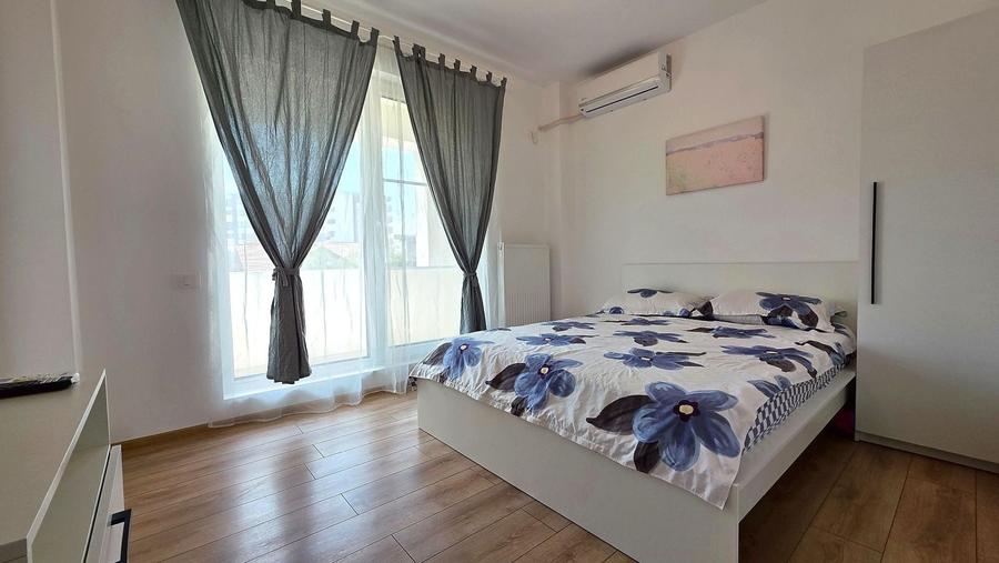 Apartament cu 3 camere decomandat, mobilat în Tomis Plus